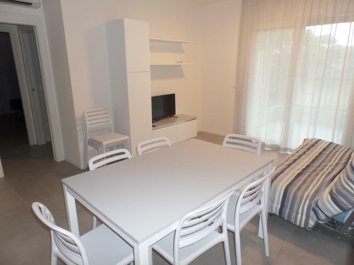Residence Melograno Bibione Eksteriør bilde