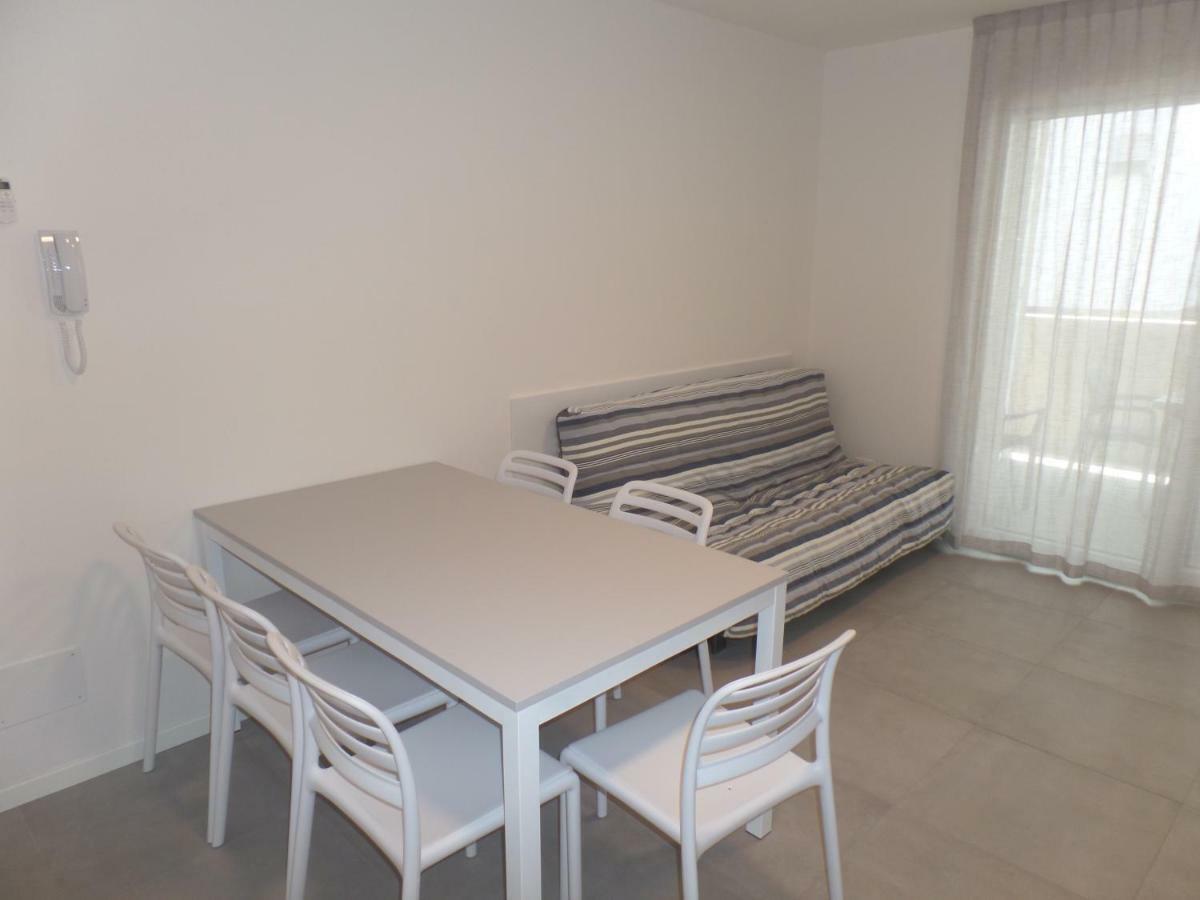 Residence Melograno Bibione Eksteriør bilde